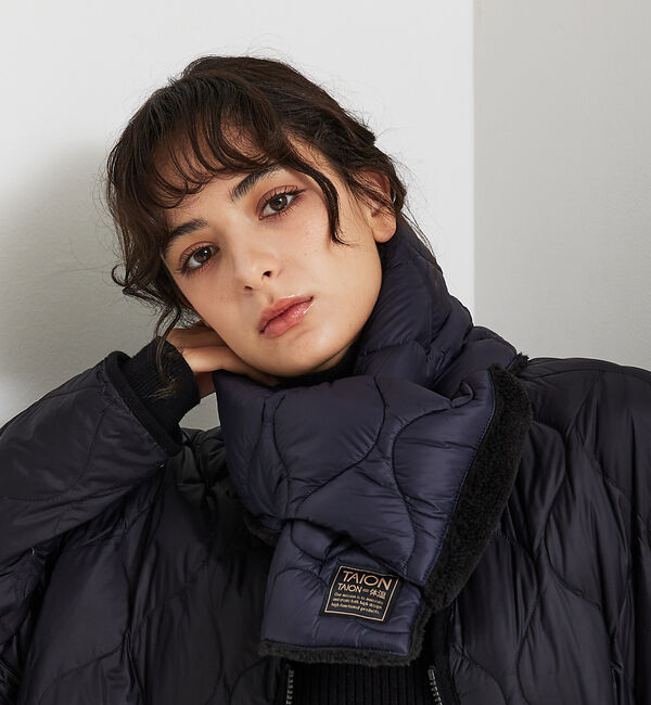 ABAHOUSE「【WEB限定】TAION/タイオン リバーシブル ダウンマフラー-ソフトシェルR」|マフラー|ダークネイビー