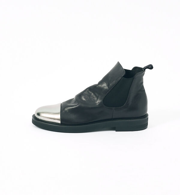 alfredoBANNISTER「【ソフトレザー】ドレープ ミラートゥ サイドゴア ブーツ」|ショートブーツ|