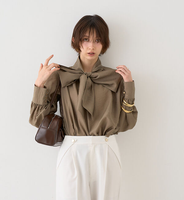 Rouge vif「【一部店舗限定】袖ボリュームボウタイブラウス」|シャツ・ブラウス|