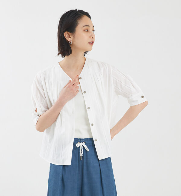 qualite「Vネックタックシャツ」|シャツ・ブラウス|