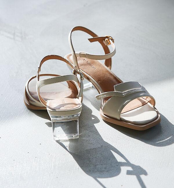 AU BANNISTER「クリアヒールサンダル」|サンダル|