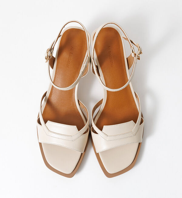 AU BANNISTER「クリアヒールサンダル」|サンダル|