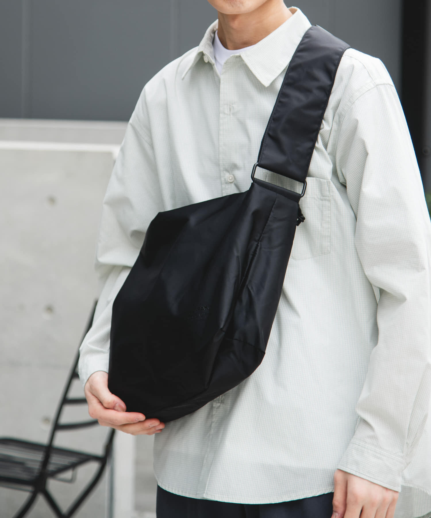 URBAN RESEARCH DOORS「『別注』YAKPAK&times;DOORS　SHOULDER BAG M」|ショルダー・メッセンジャー|