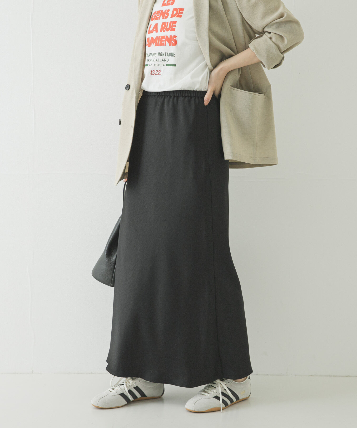 URBAN RESEARCH「サテンバイアススカート」|スカート|ブラック