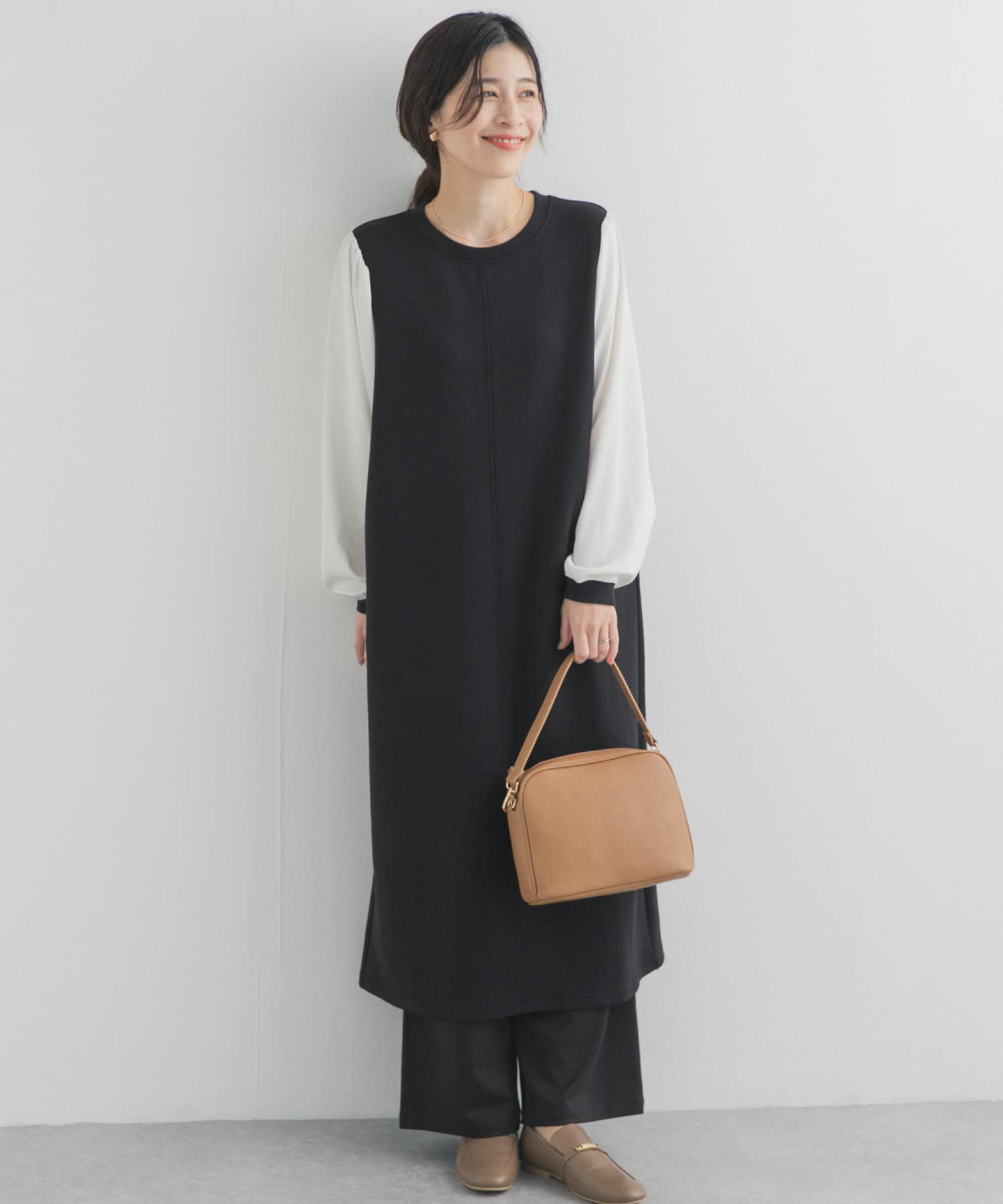 URBAN RESEARCH DOORS「ボリュームスリーブドッキングワンピース」|ワンピース|ブラック系その他