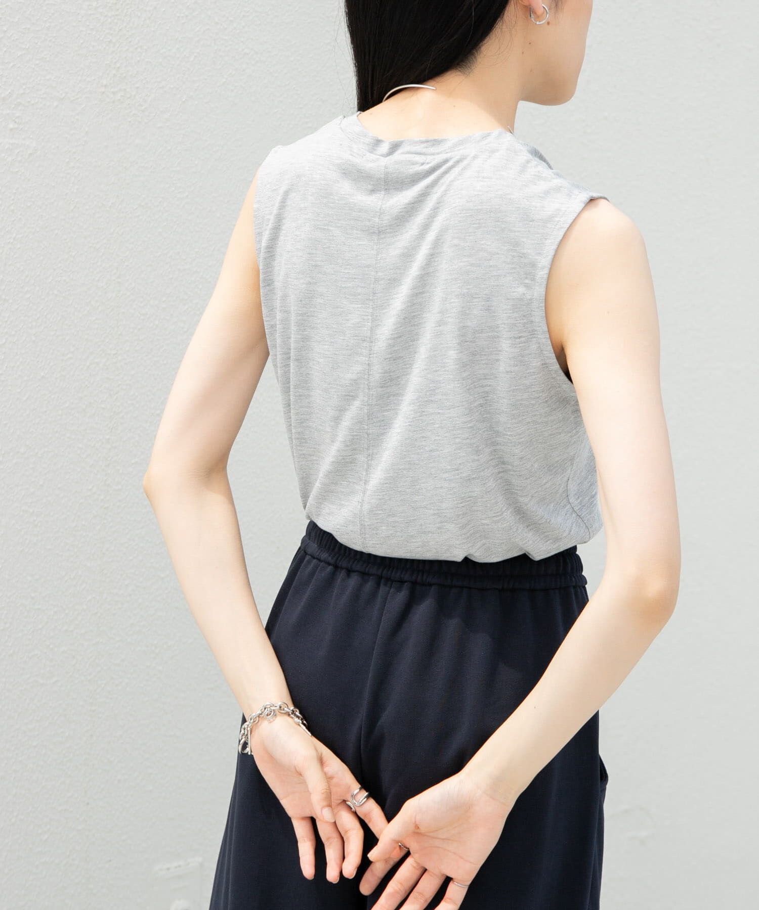  「デザインステッチスリーブレスカットソー」|Tシャツ・カットソー|