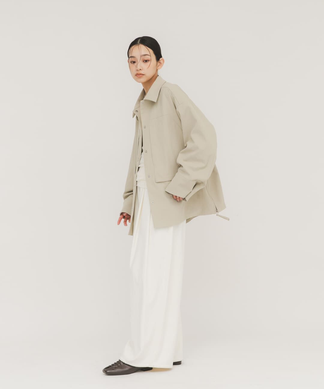  「ポケットディティールジャケット」|ノーカラーコート|