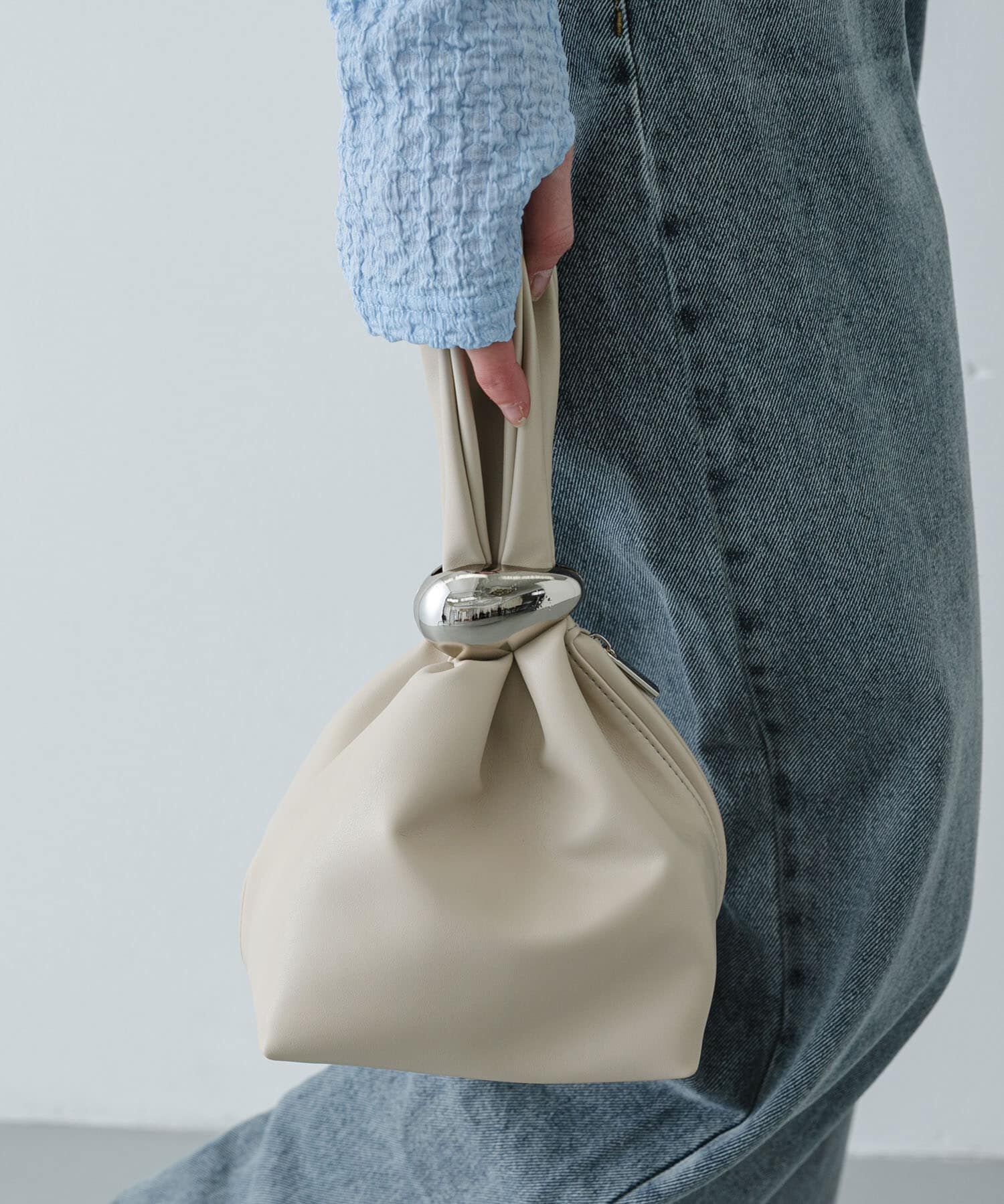 SENSE OF PLACE by URBAN RESEARCH「メタルツキキンチャクバッグ」|ハンドバッグ|ライトベージュ