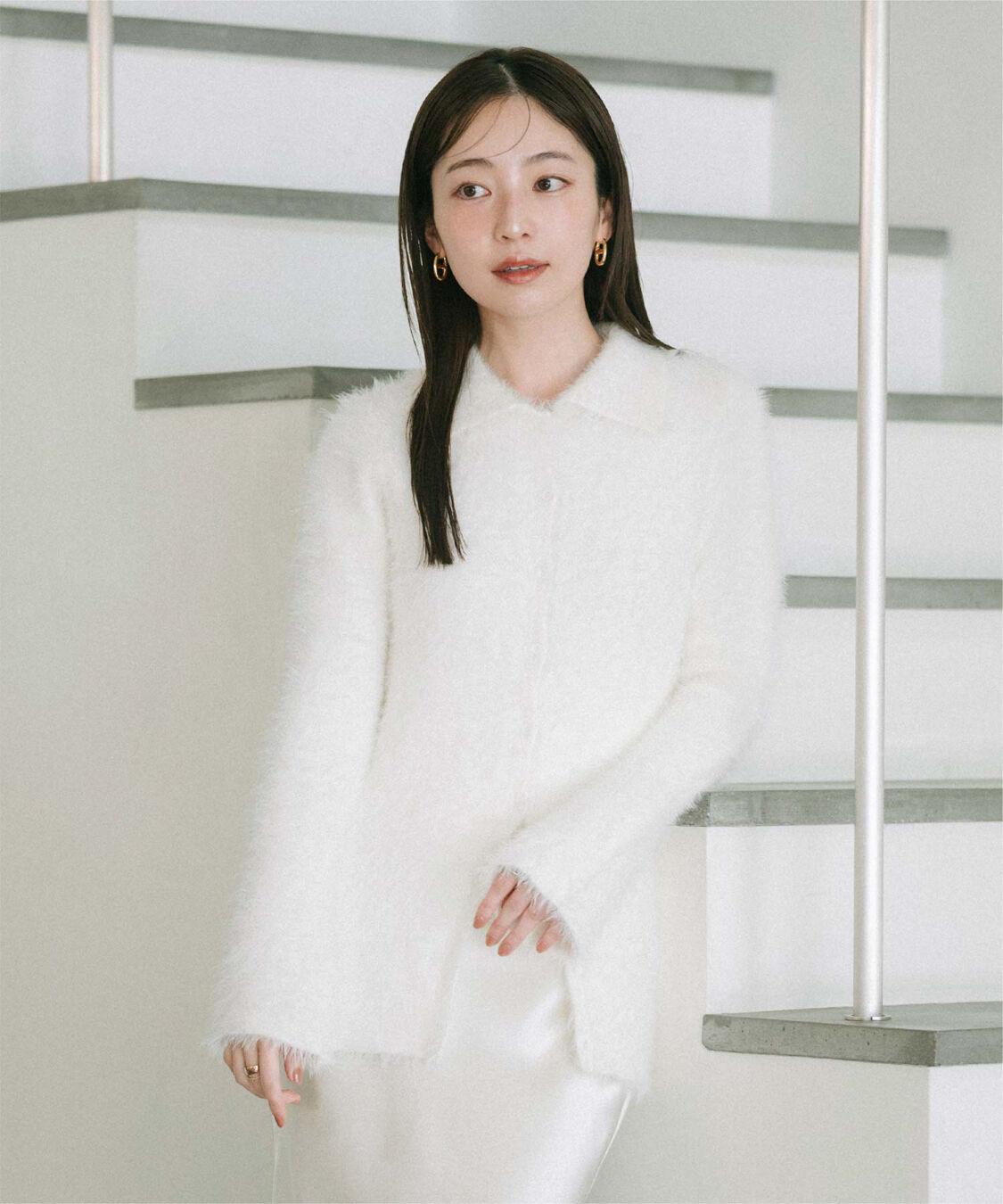 ur's「【yukiさんコラボアイテム】襟付きシャギーニットカーディガン」|ニット・セーター|ホワイト