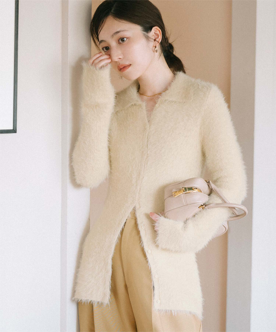 ur's「【yukiさんコラボアイテム】襟付きシャギーニットカーディガン」|ニット・セーター|