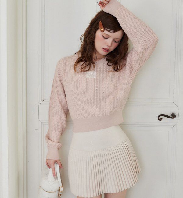  「キラキラ付ロゴ刺繍ケーブルニット」|ニット・セーター|