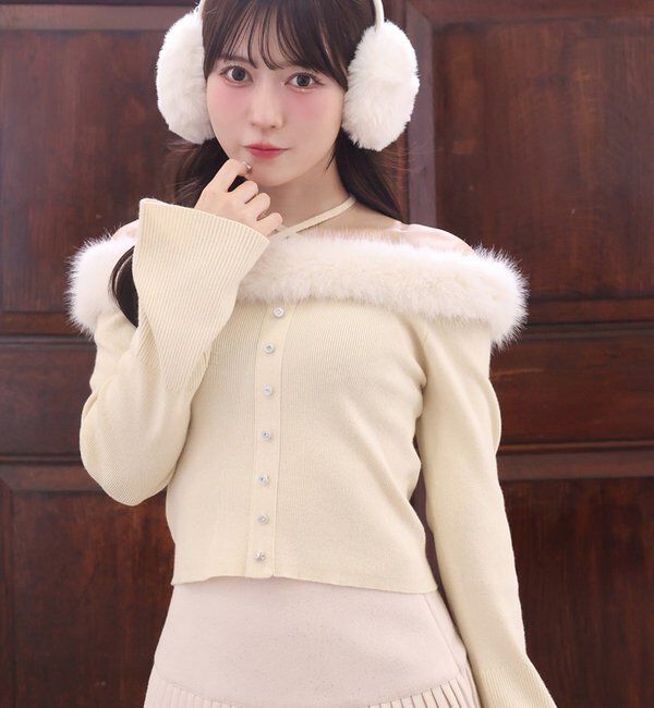  「キラキラボタンファーオフショルニット」|ニット・セーター|オフホワイト