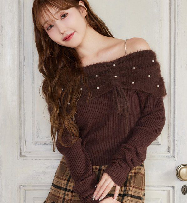 「パール&times;ビジューオフショルニット」|ニット・セーター|ブラウン