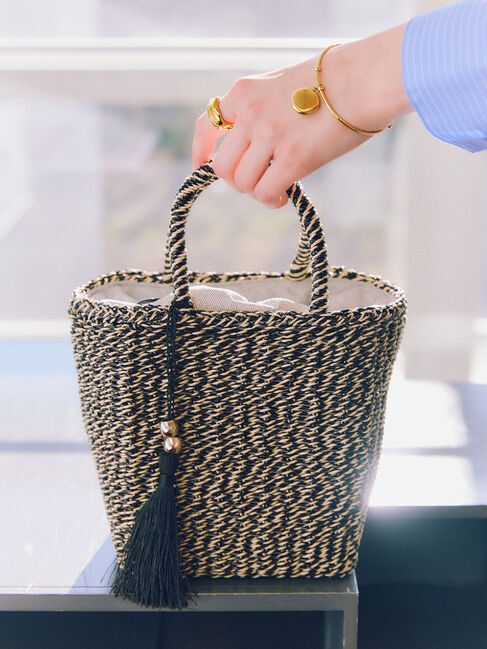 Te chichi「フリンジ付きスクエアカゴバッグ」|その他|ブラック
