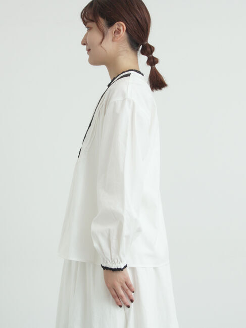 Samansa Mos2「胸元モチーフ刺繍レースブラウス」|シャツ・ブラウス|