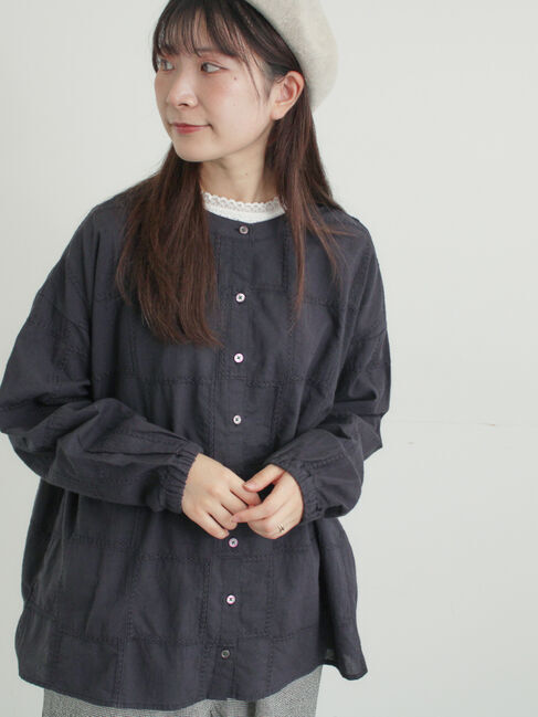 Samansa Mos2「スクエア刺繍バンドカラーブラウス」|シャツ・ブラウス|