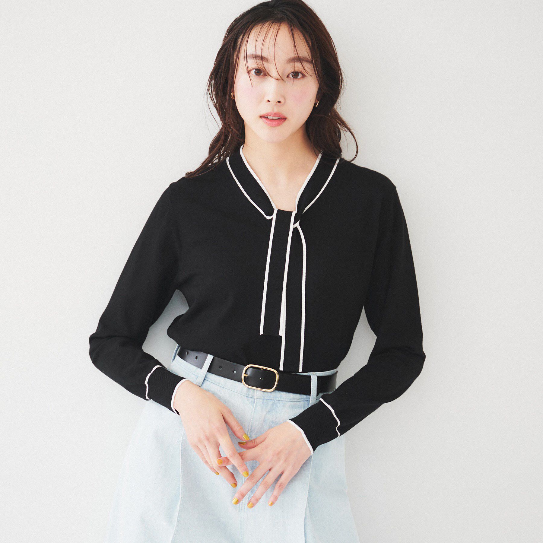 UNTITLED「【アンサンブル可能】ボウタイ 配色プルオーバーニット」|ニット・セーター|ブラック(519)