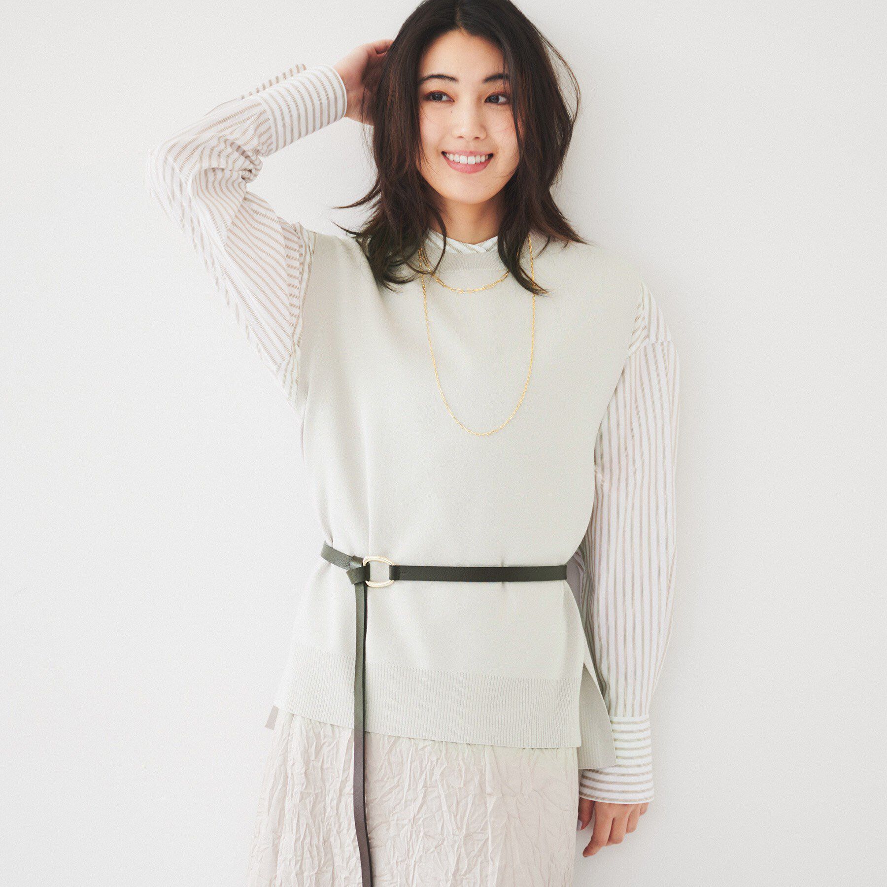 UNTITLED「【アンサンブル可能】ニットベスト」|ニット・セーター|グレージュ(050)