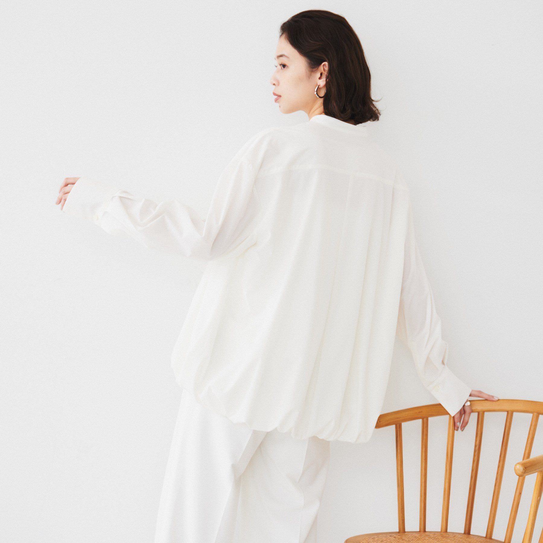 UNTITLED「【朝比奈 彩&times;Oggi&times;UNTITLED スペシャルコラボ】バルーンヘムブラウス」|シャツ・ブラウス|