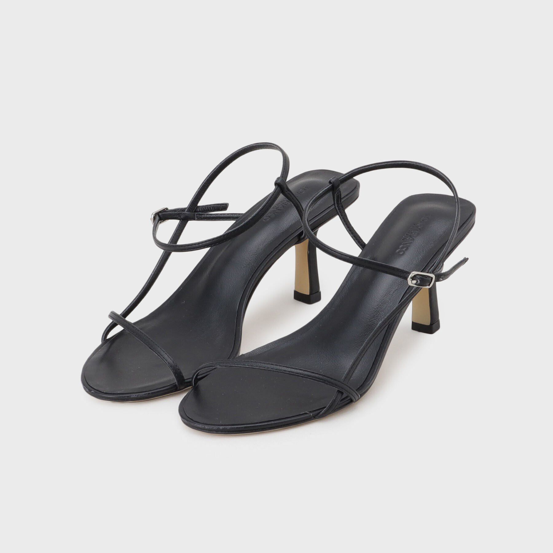 UNTITLED「【 TONY BIANCO 】CAPRICE（カプリス）ストラップパンプス」|サンダル|ブラック(019)