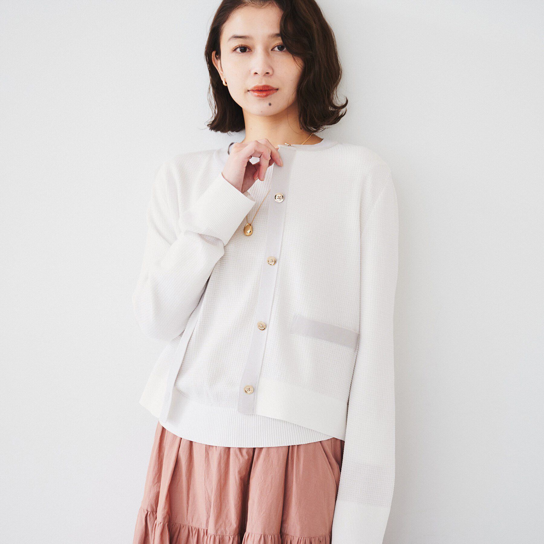 UNTITLED「【配色カラー/アンサンブル可能】キレイめ カーディガンニット」|カーディガン|ライトグレー(510