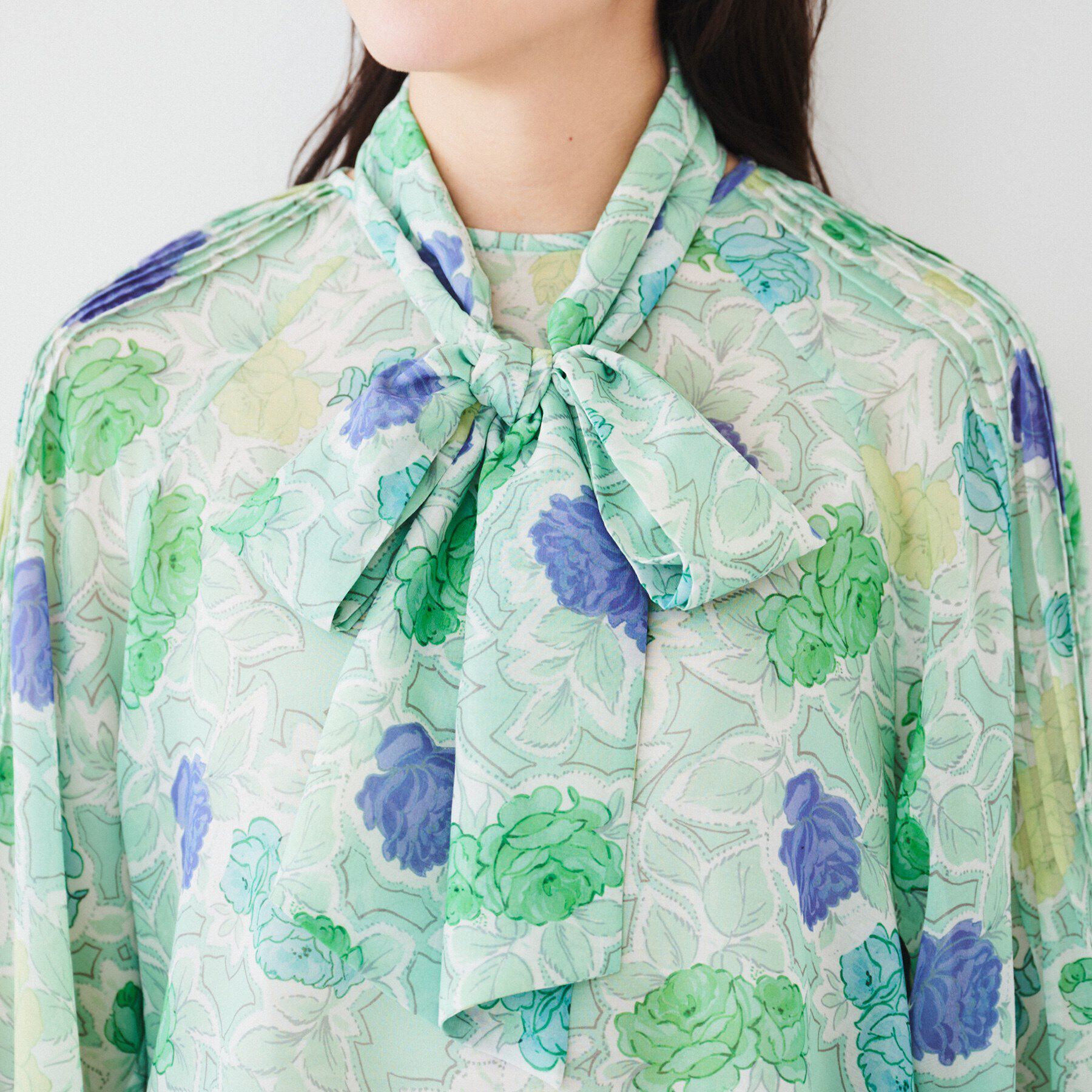 UNTITLED「【セットアップ可能】オールドフラワー プリントブラウス」|シャツ・ブラウス|