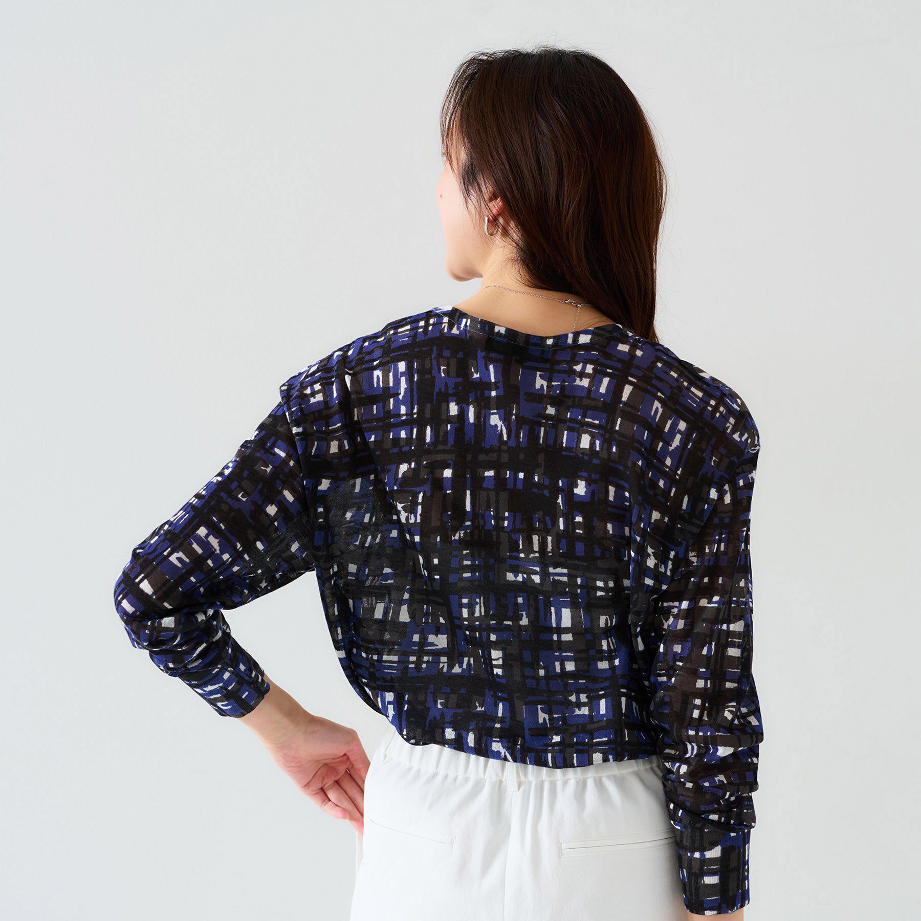 UNTITLED「【セットアップ可能/アンサンブル可能/シアー】チェックプリント プルオーバーニット」|ニット・セーター|