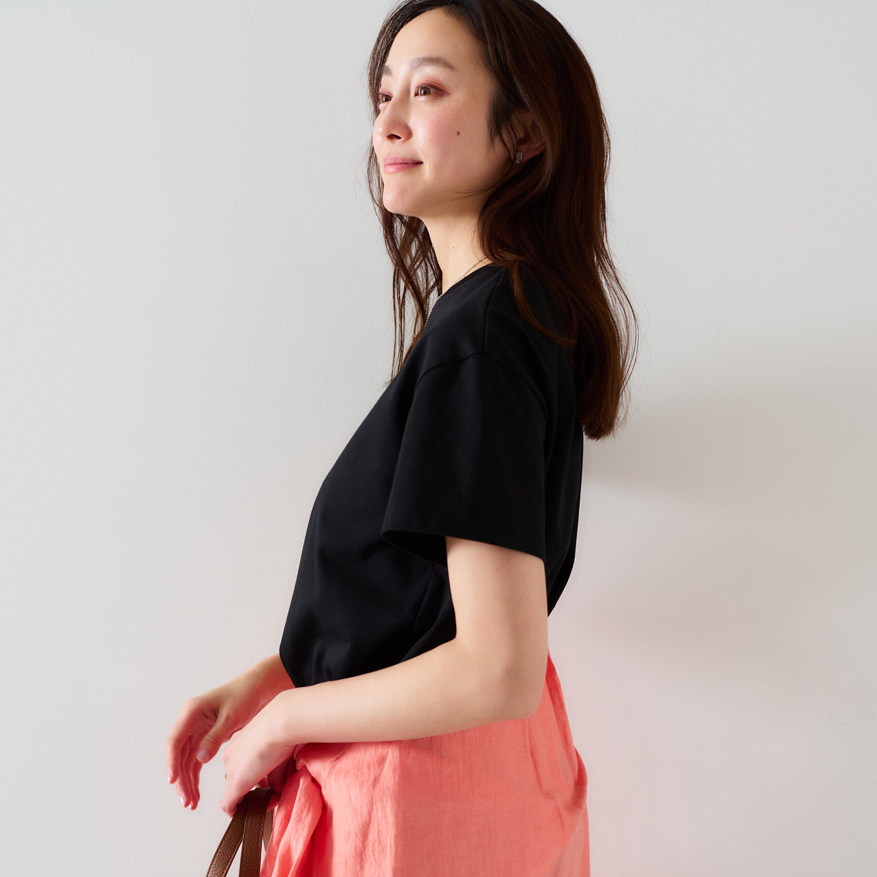 UNTITLED「【ベーシック/インナーにも/手洗い可】クルーネックプルオーバー」|Tシャツ・カットソー|