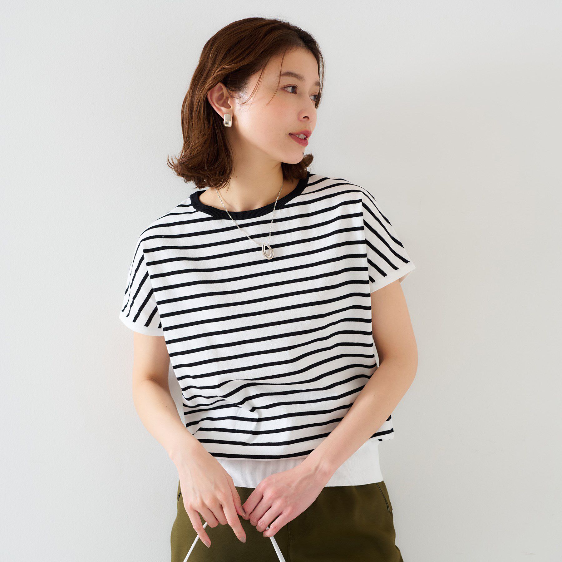 UNTITLED「【11色展開/コットン100/アンサンブル可能】 プルオーバーニット」|ニット・セーター|ホワイト&times;ブラック(