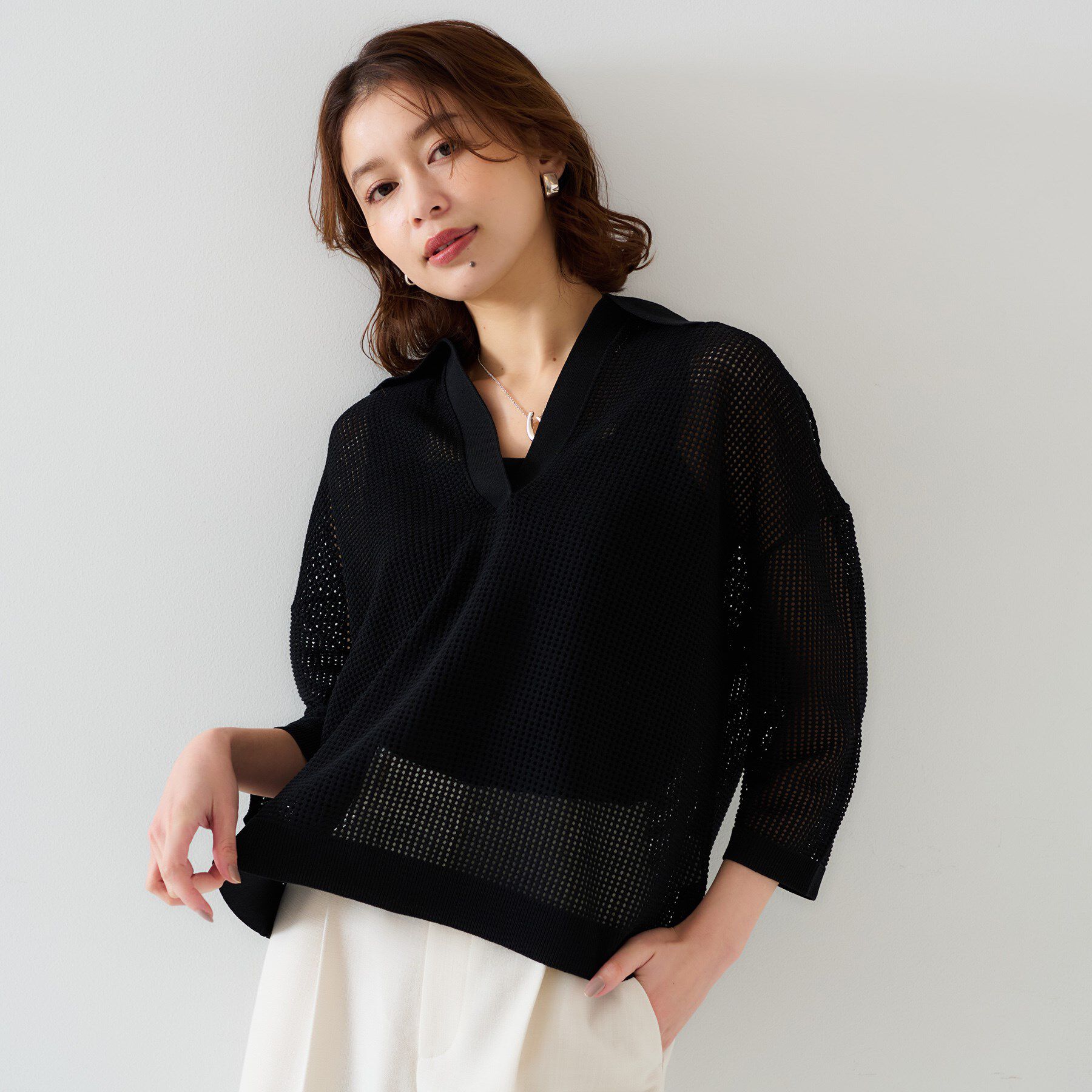 UNTITLED「【七分袖/春夏素材】メッシュ衿付きニット」|ニット・セーター|ブラック(019)