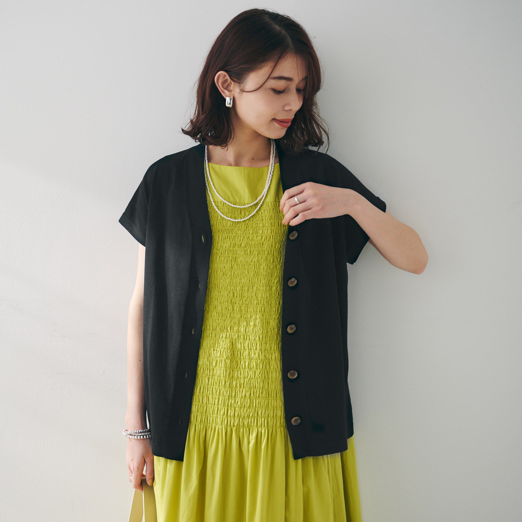 UNTITLED「【体型カバー/ジレ風/前開き】Vネックニット」|ニット・セーター|