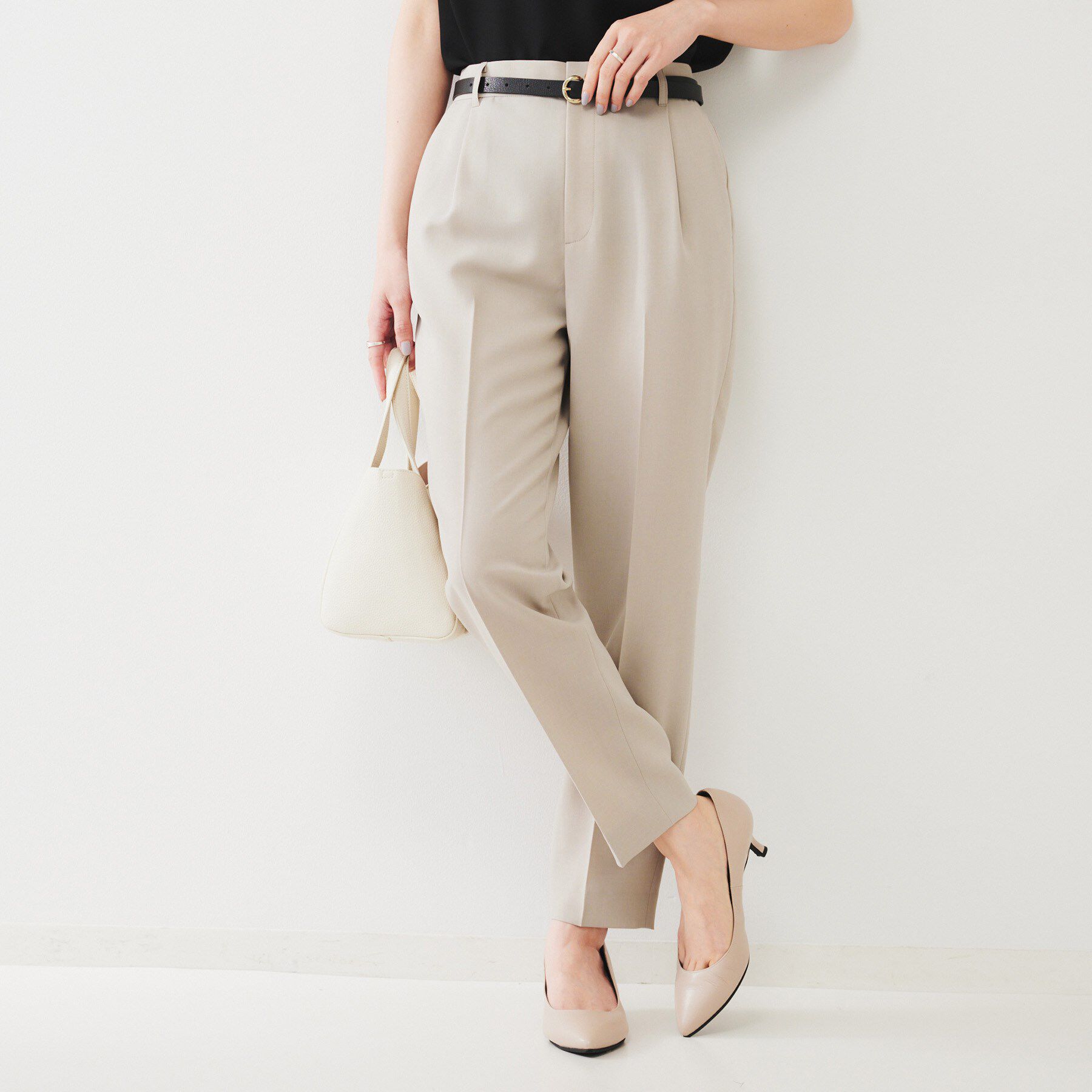 UNTITLED「【通勤スーツ】ライトウェイト テーパードパンツ」|その他|ピンクベージュ(05