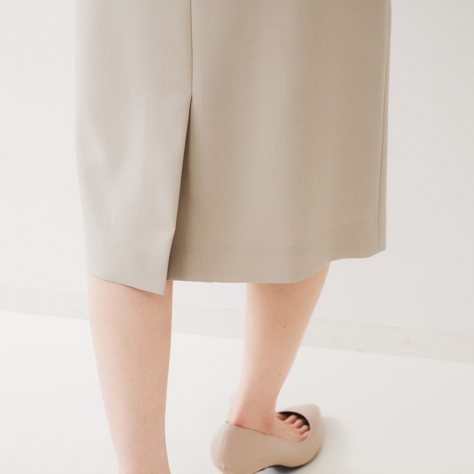 UNTITLED「【通勤スーツ】ライトウェイト タイトスカート」|スカート|