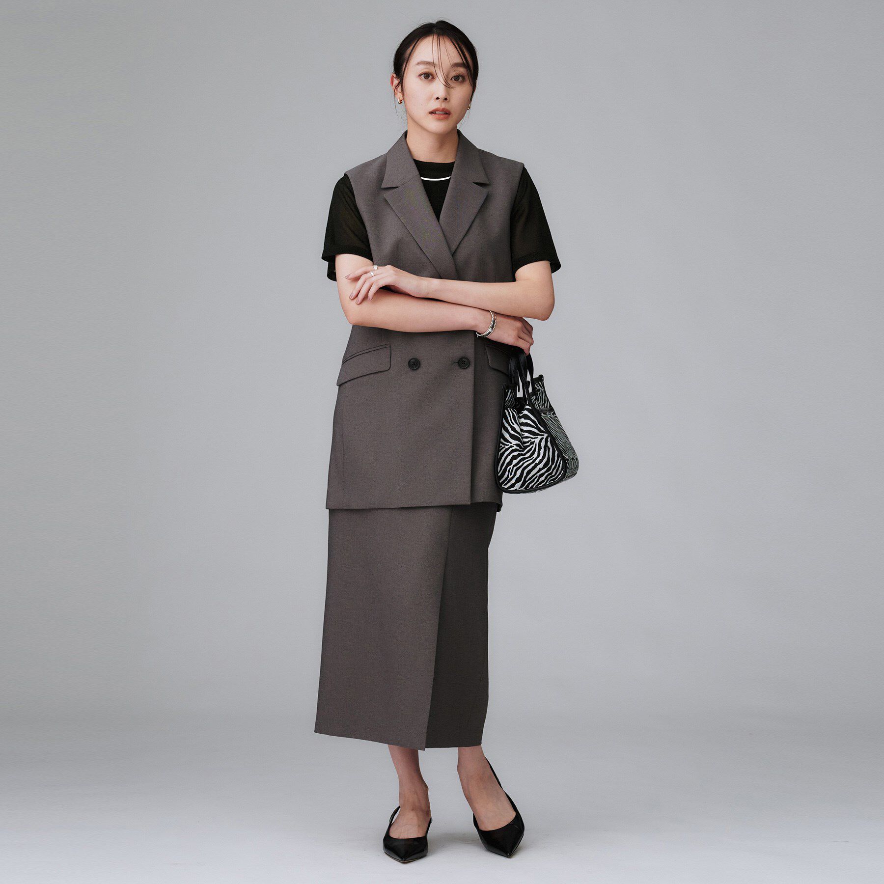 UNTITLED「【洗える】ラメシアーTシャツ」|Tシャツ・カットソー|