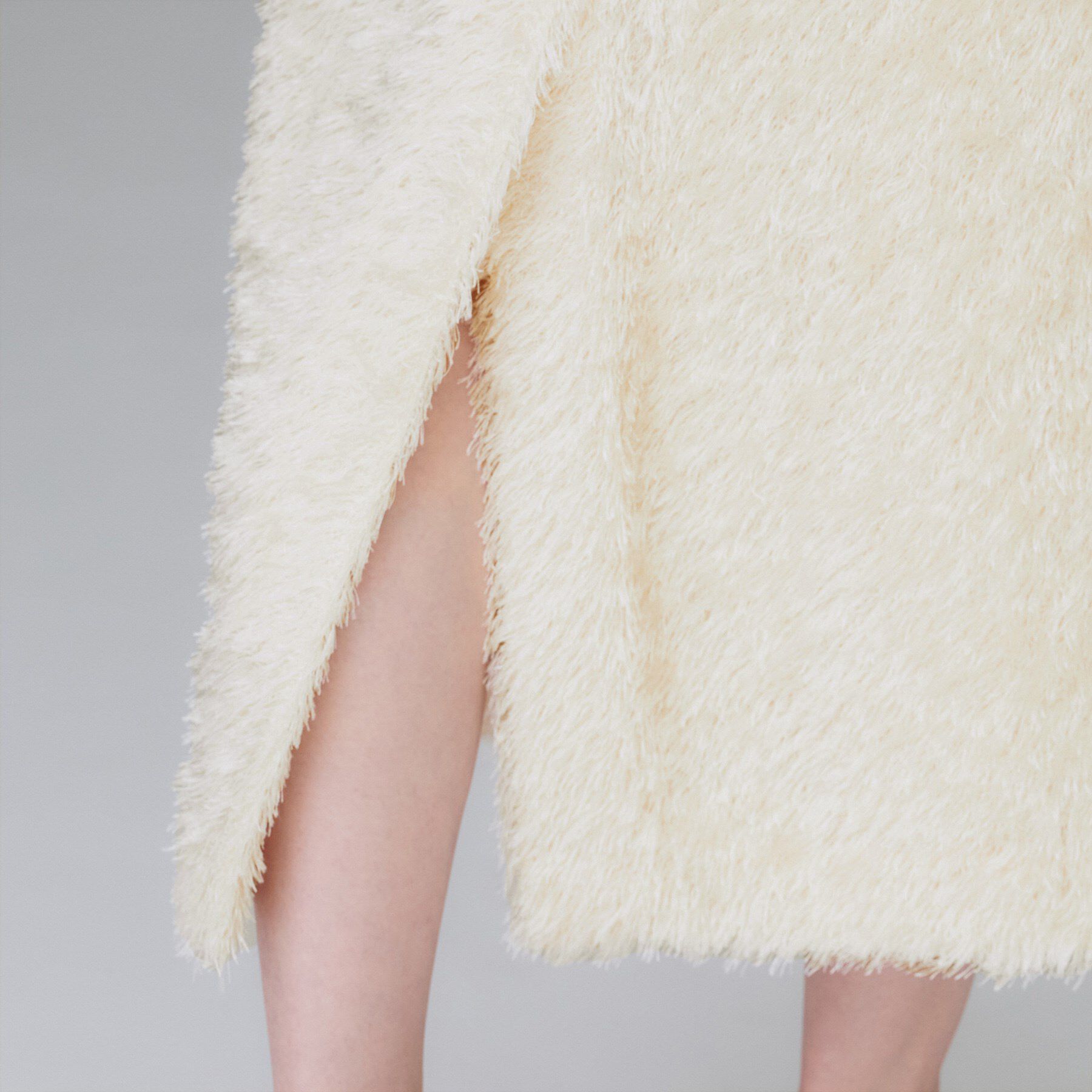 UNTITLED「【後ろウエストゴム/洗える/タイト】シャギーナロースカート」|スカート|