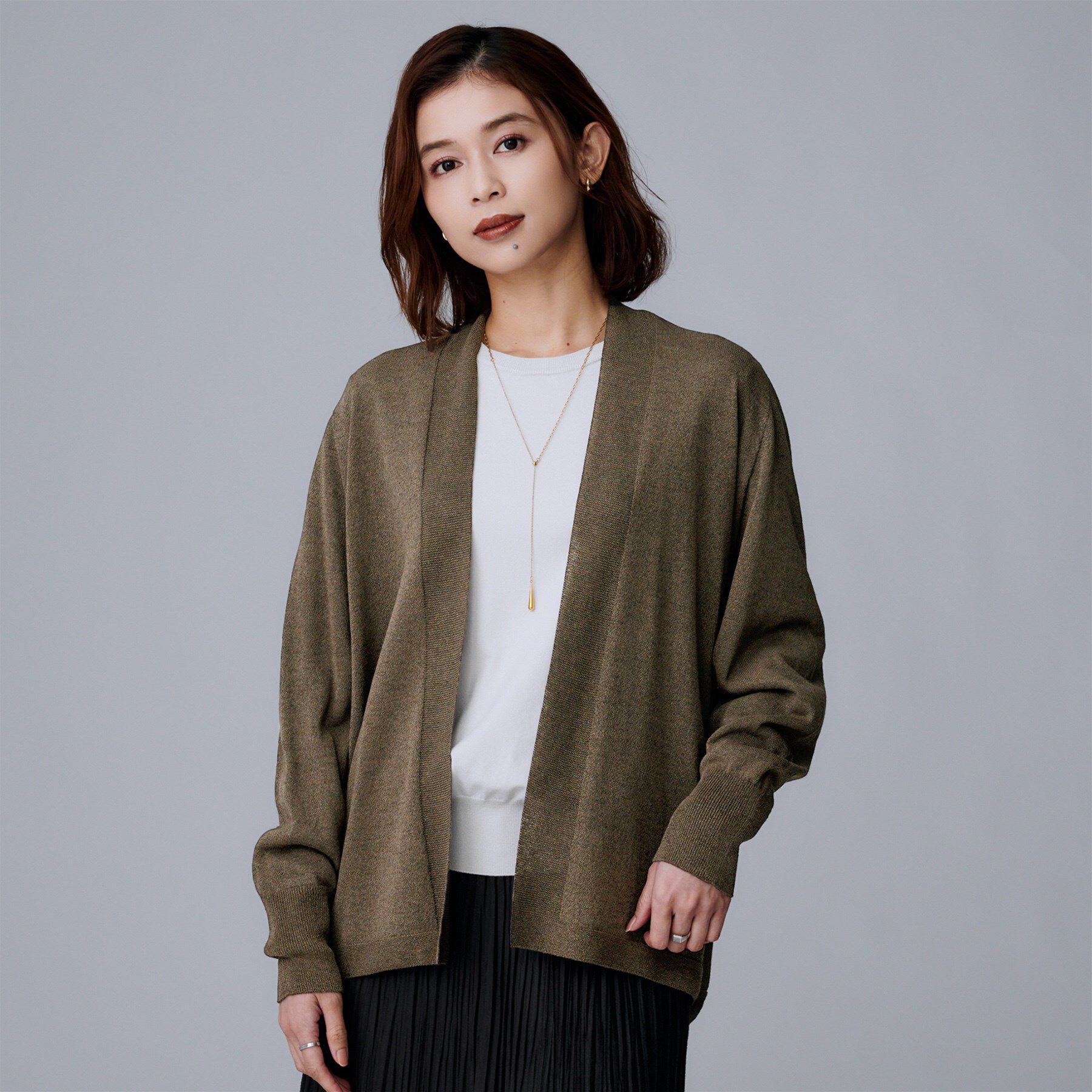 UNTITLED「【きれいめ羽織り/オフィス】釦レスカーディガン」|カーディガン|ブラウン(044)