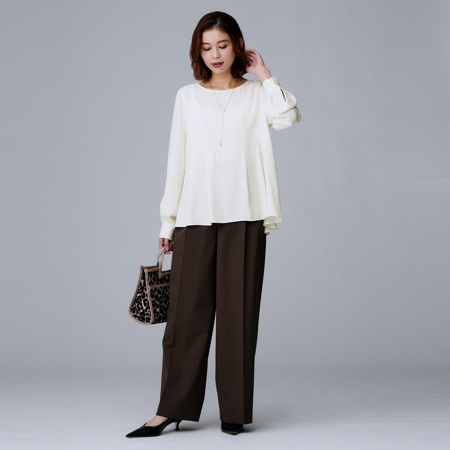 UNTITLED「【洗える/重ね着/フォーマル】レイヤード ペプラムブラウス」|シャツ・ブラウス|