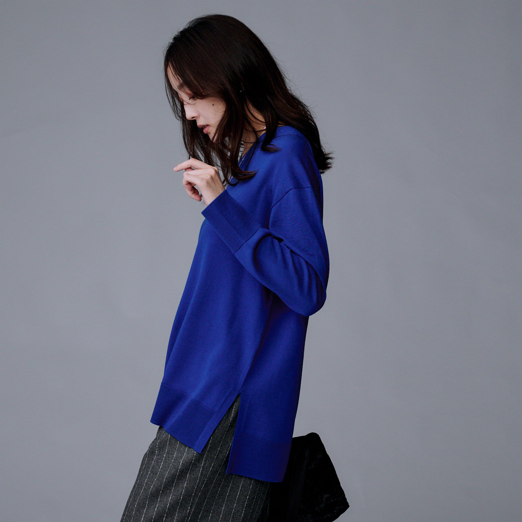 UNTITLED「【洗える/薄手/ウール100%】Vネックロングウールニット」|ニット・セーター|