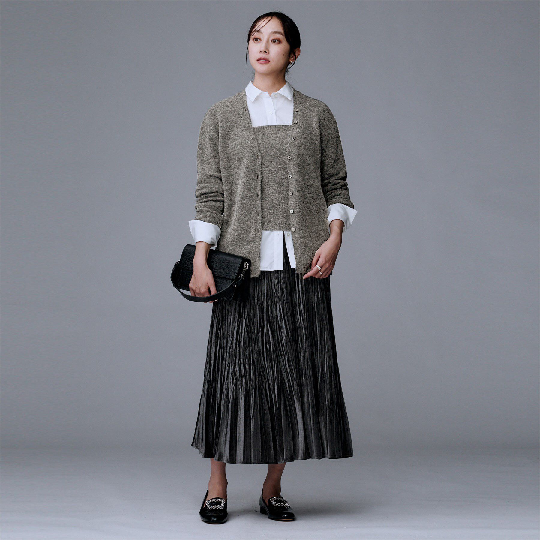 UNTITLED「【トレンド/柔らかな素材感】ビスチェセットカーディガン」|カーディガン|