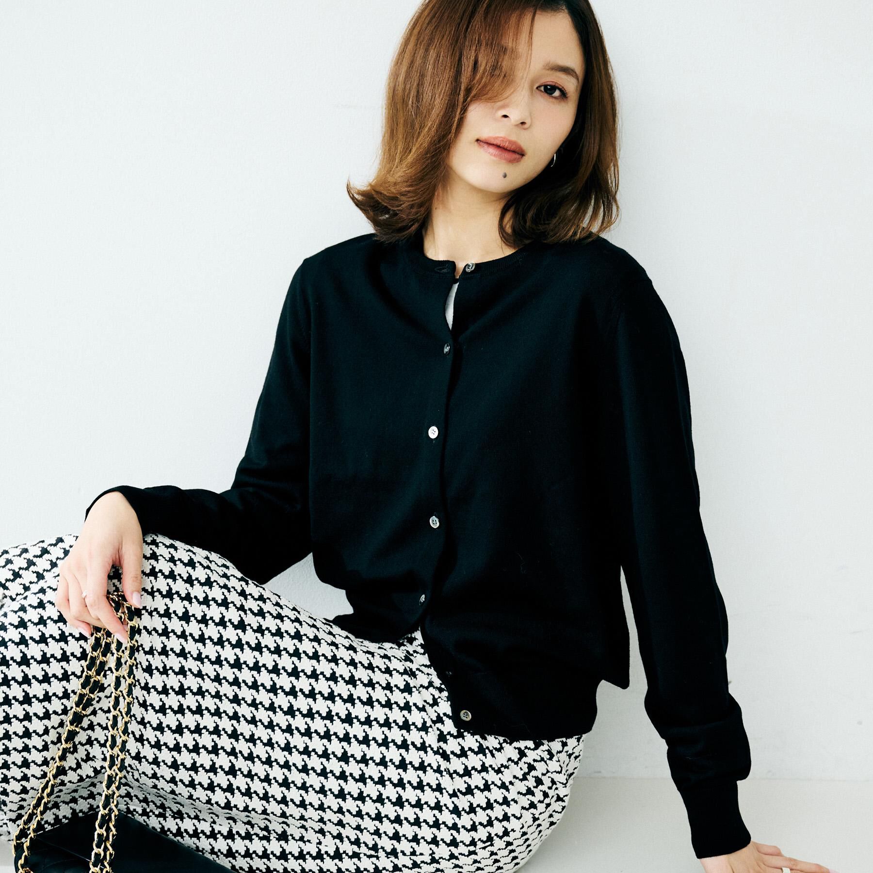 UNTITLED「【洗える/アンサンブル可/ウール100%】ウールクルーカーディガン」|カーディガン|ブラック(019)