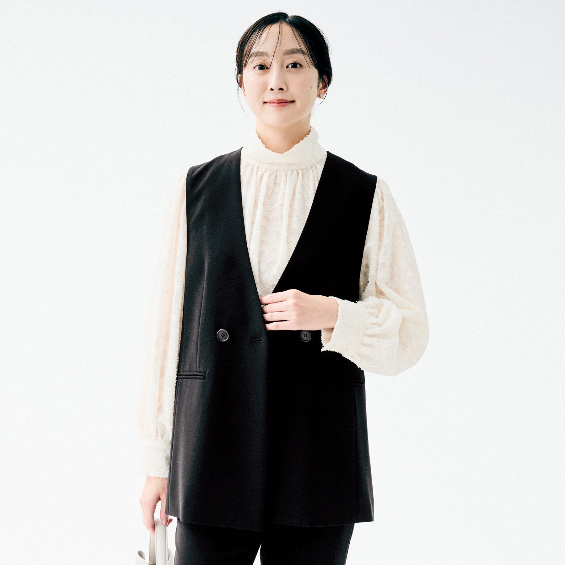 UNTITLED「【洗える/ストレッチ性/セットアップ可】バックラッフルジレ」|ベスト・ジレ|