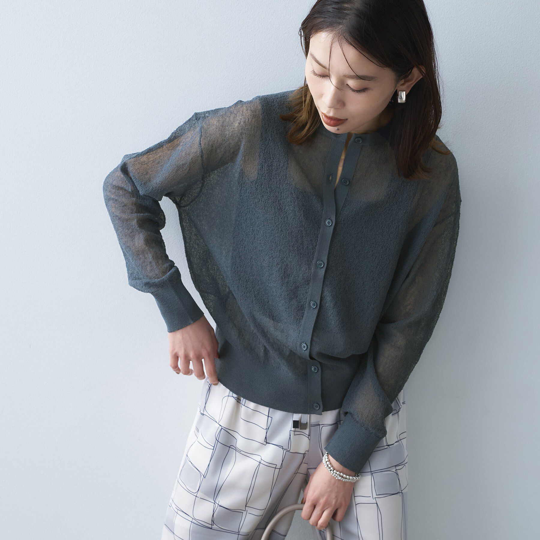 UNTITLED「シアーニットカーディガン」|カーディガン|