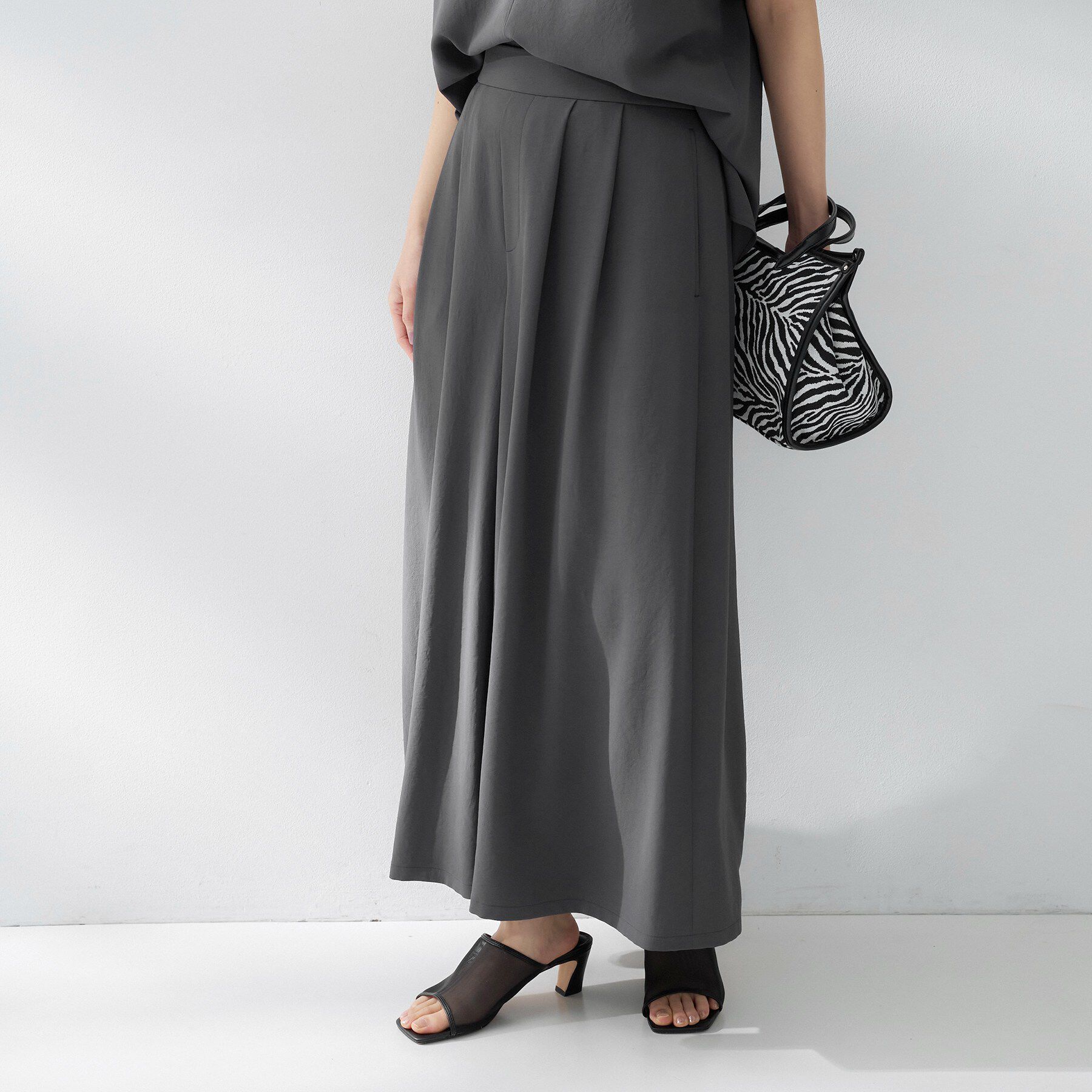 UNTITLED「【夏の名品セットアップが今年も登場！/はっ水/遮熱】リラクミスト ガウチョパンツ」|その他|