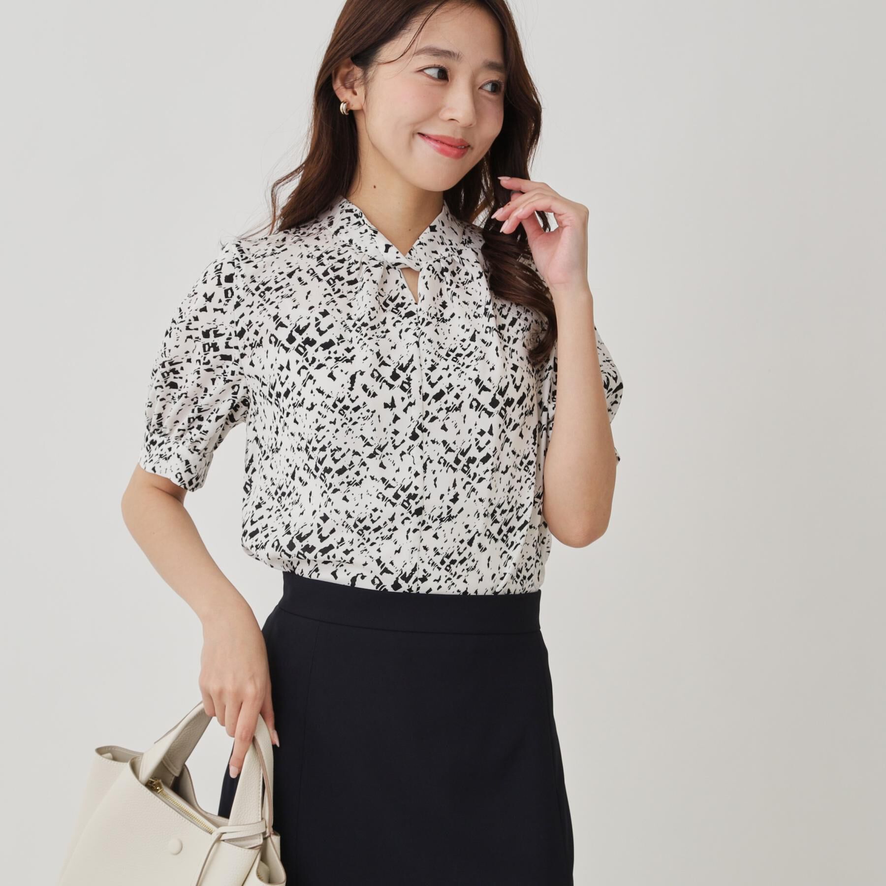 COUP DE CHANCE「【手洗い可／日本製】パフスリーブブラウス」|シャツ・ブラウス|