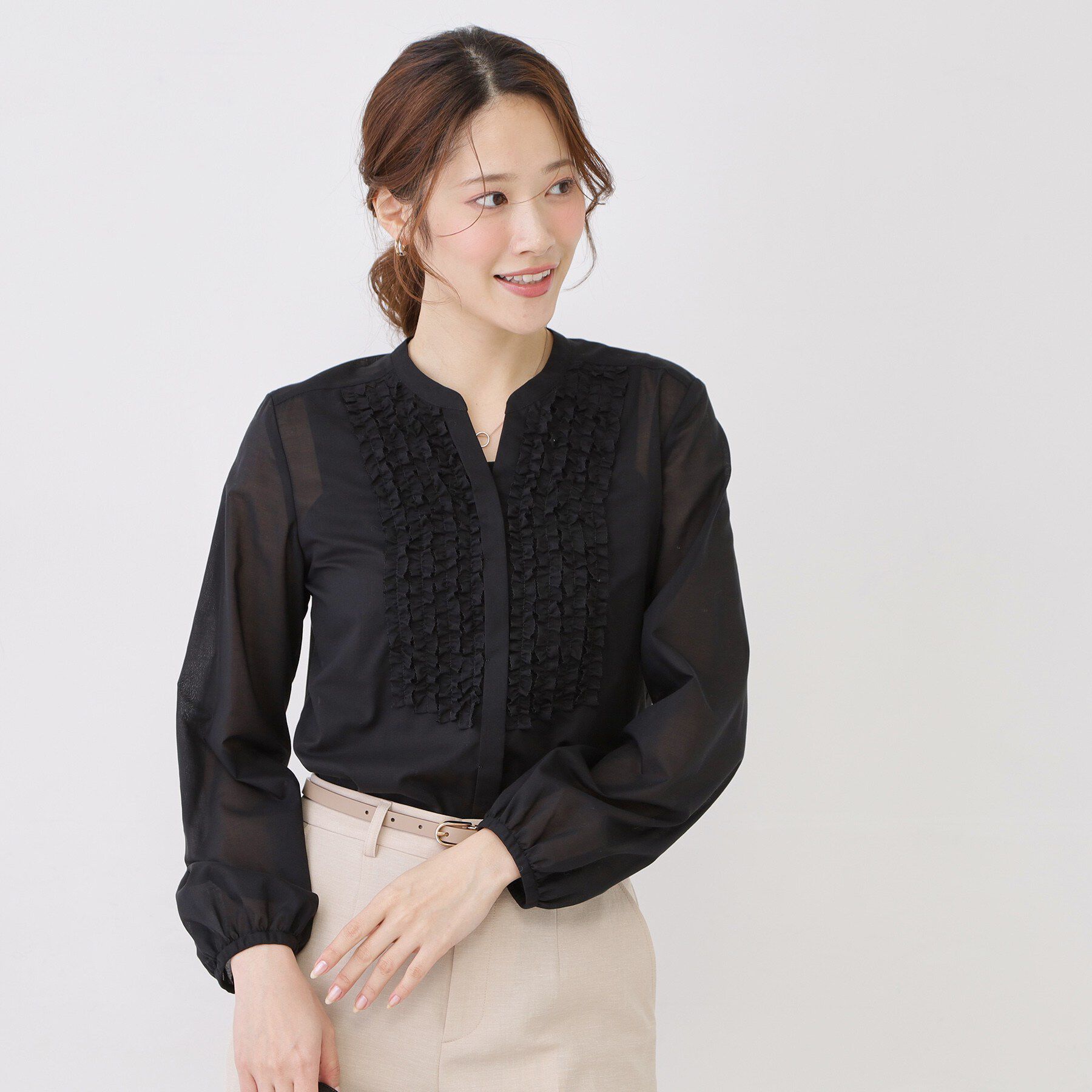 COUP DE CHANCE「【手洗い可/きれいめ】シアーローンフリルブラウス」|シャツ・ブラウス|ブラック(019)