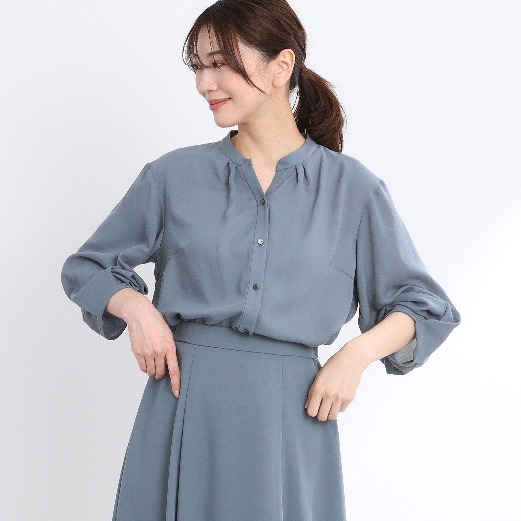 Reflect「【マシンウォッシュ可／セットアップ可】スリーブディティールブラウス」|シャツ・ブラウス|