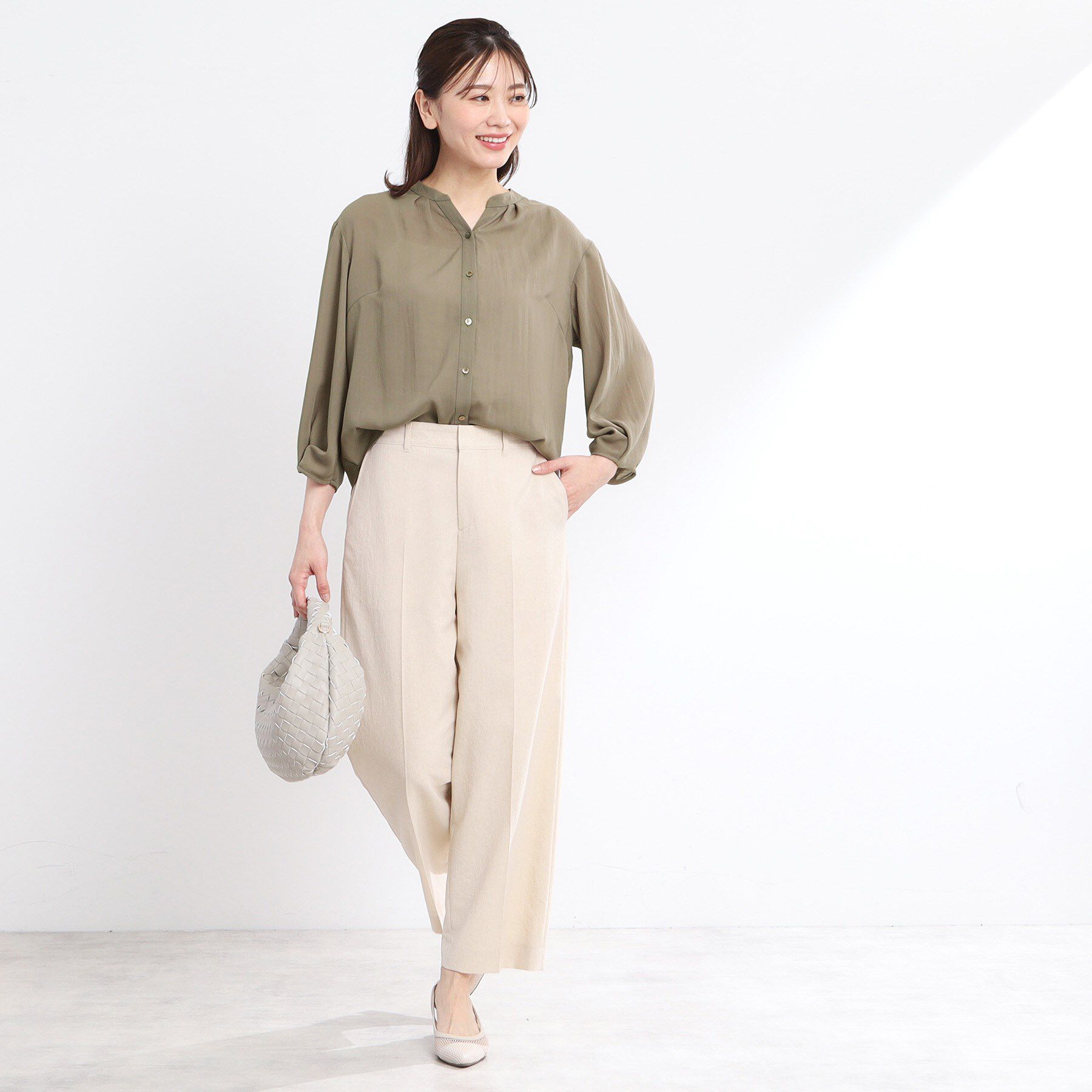 Reflect「【マシンウォッシュ可／セットアップ可】スリーブディティールブラウス」|シャツ・ブラウス|