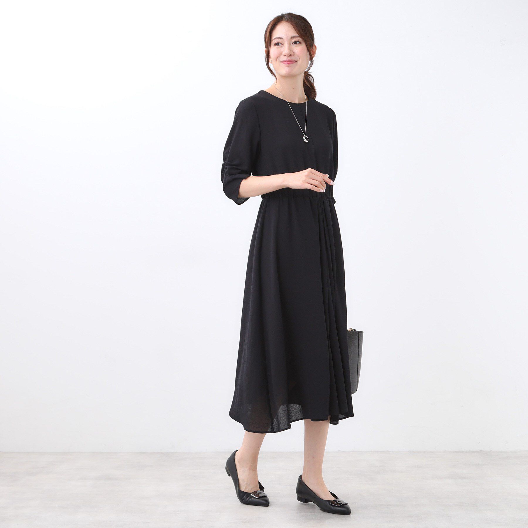 Reflect「【吸水速乾／防しわ】シルキープリーツワンピース」|ワンピース|