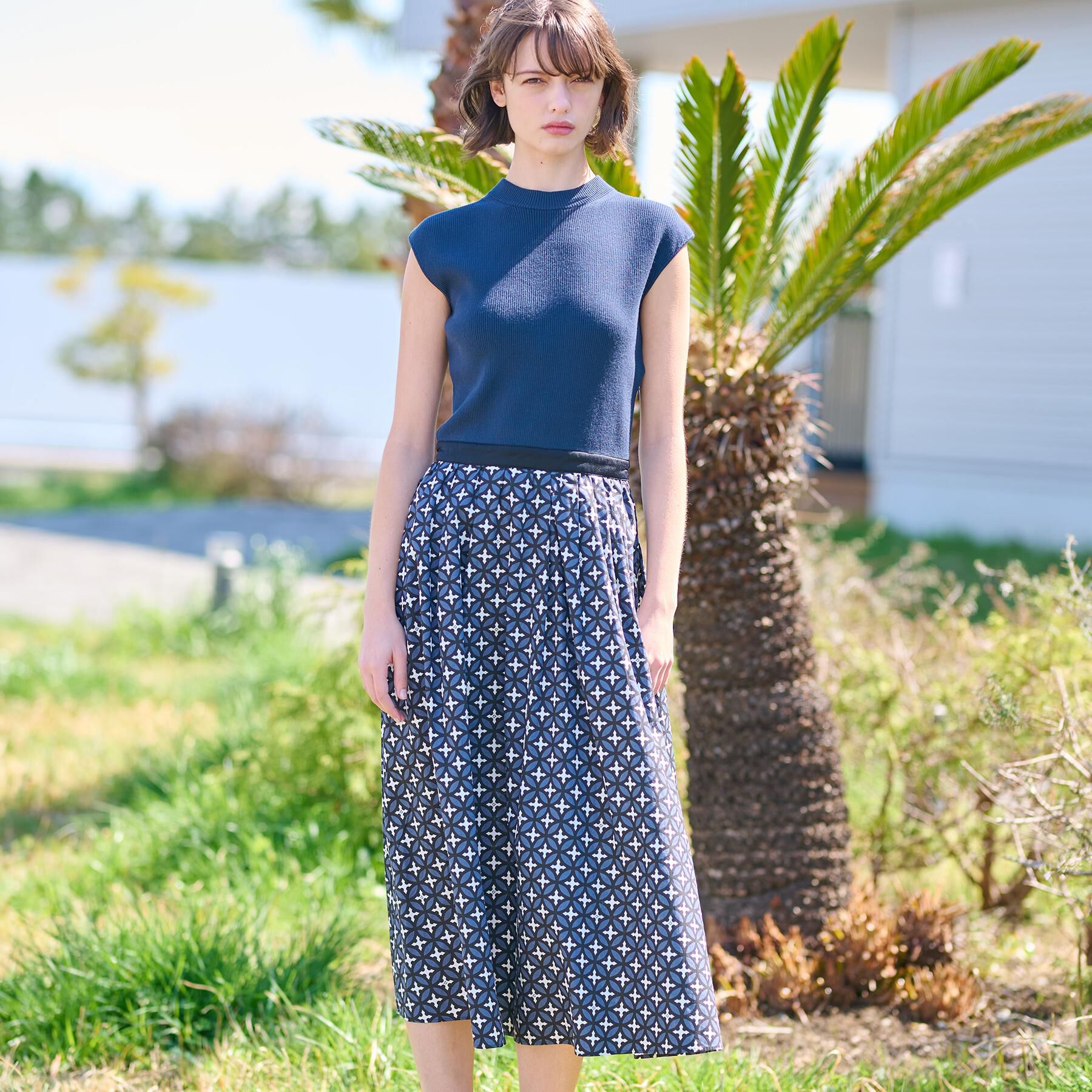 DRESSTERIOR「【洗える】オーバーラップサークルフレンチスリーブワンピ」|ワンピース|ネイビー(594)