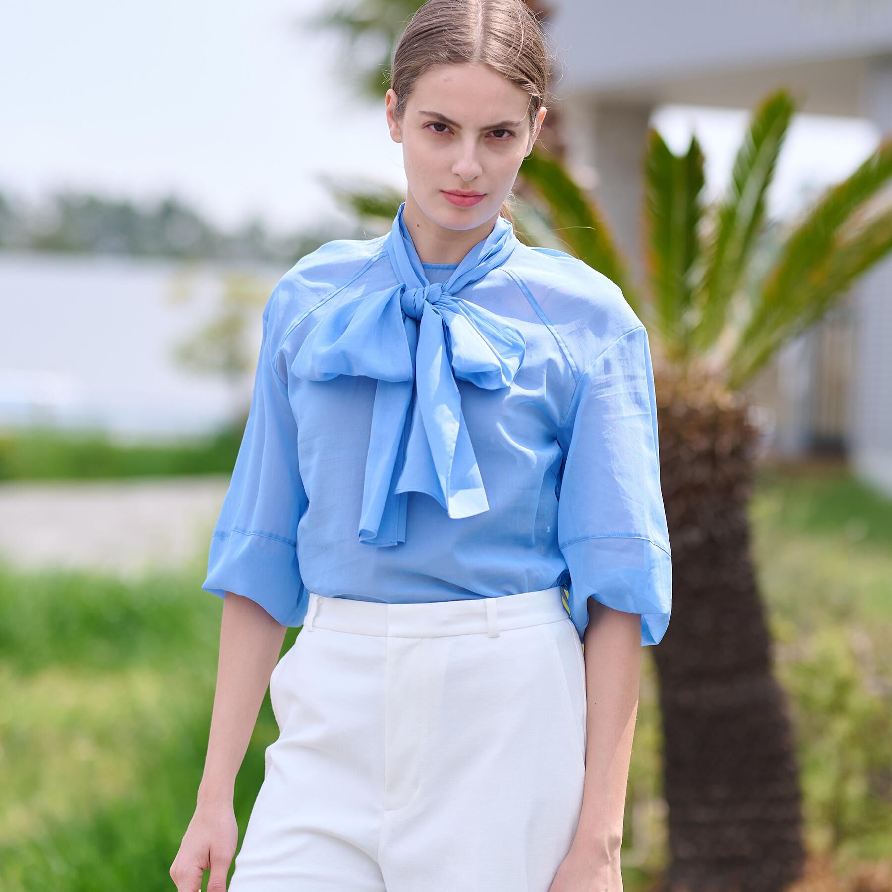 DRESSTERIOR「【2WAY/清涼感】袖ボリュームシア―ボウタイブラウス」|シャツ・ブラウス|